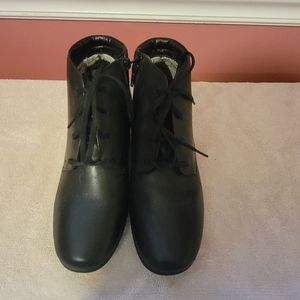 Clarks Artisan Boots size 8 Black